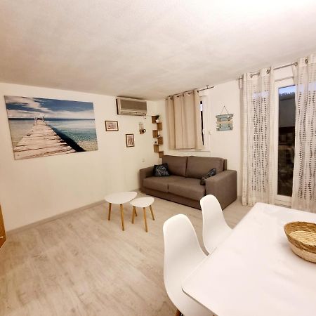 100 M De La Plage - Les Cigales De Mer - Studio Cabine - Parking Le Grau-du-Roi Buitenkant foto
