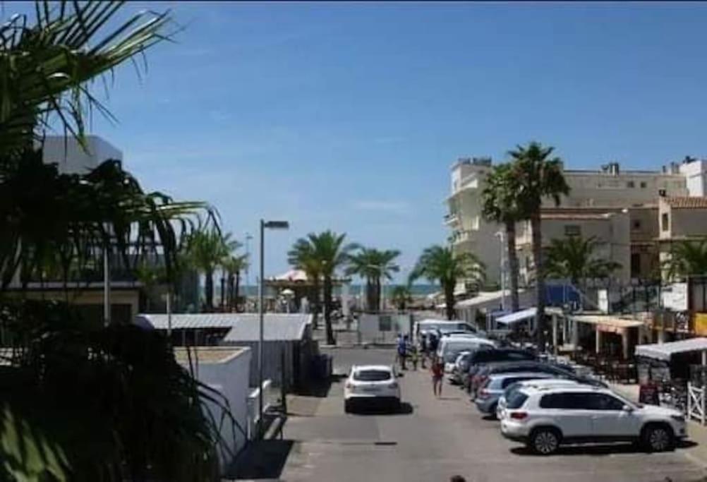 100 M De La Plage - Les Cigales De Mer - Studio Cabine - Parking Le Grau-du-Roi Buitenkant foto