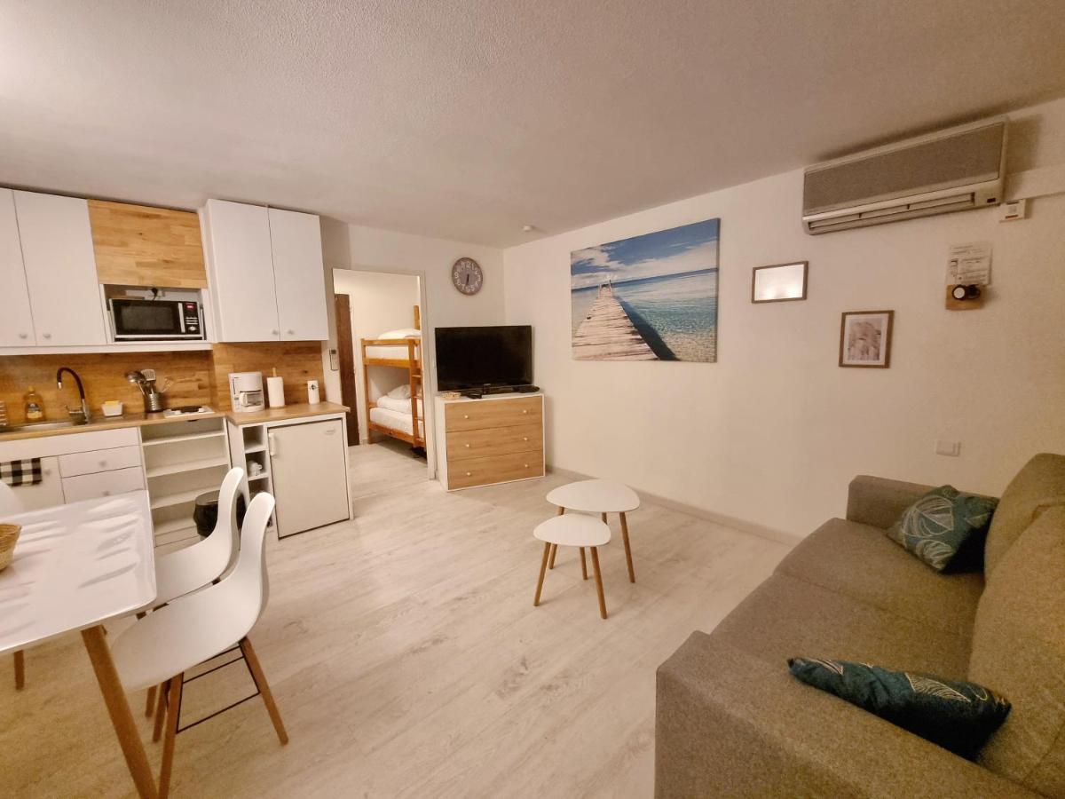 100 M De La Plage - Les Cigales De Mer - Studio Cabine - Parking Le Grau-du-Roi Buitenkant foto